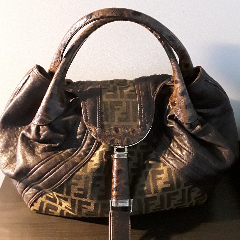 FENDI SPY BAG